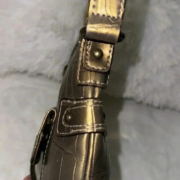 Vintage Y2K Gold Metallic Nine Purse Mobwife Faux croc Handbag Shoulder bag EUC - Picture 7 of 14